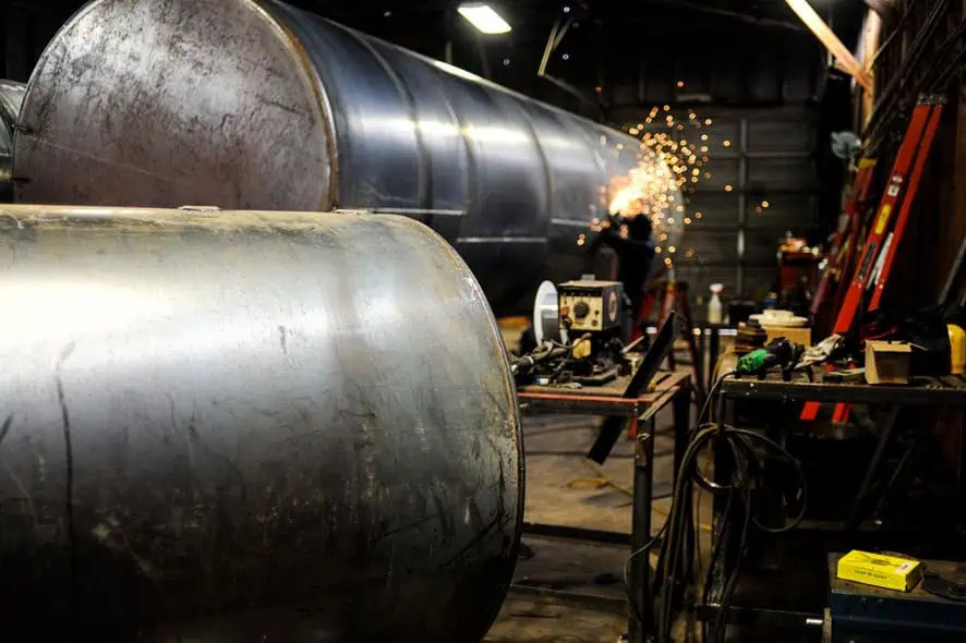 Tanks Fuel tank and Pressure Vessels Fabrication 1