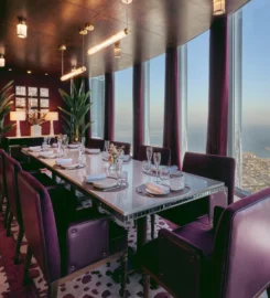 Atmosphere Burj Khalifa