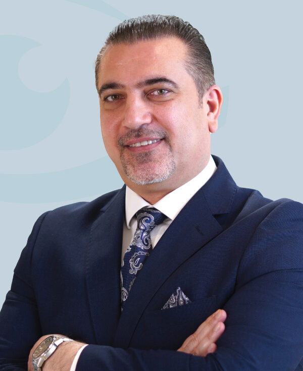 Dr. Hisham Barakat Opthalmologist roya eye clinic Sharajah