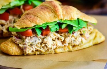 Love Diet Food Izghawa  Doha, Qatar