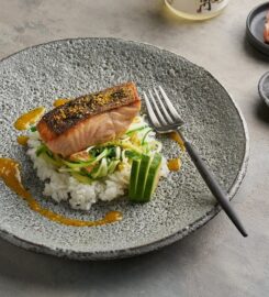 Love Diet Food Izghawa  Doha, Qatar