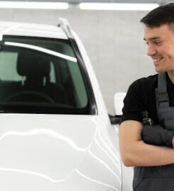 Express Autoglass | Mobile Auto Glass Repair & Replacement in the UAE
