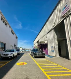 EAZY Moving & Storage | Storage Company in Dubai