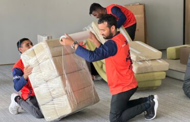 800 Truck | Best Moving and Storage Company in Dubai
